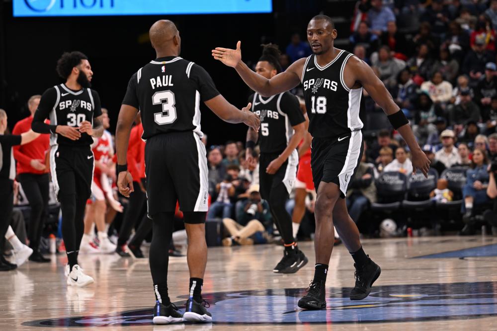 加强中场硬 加强中场硬